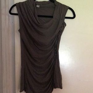 Forever21 ruched side zipper detail top